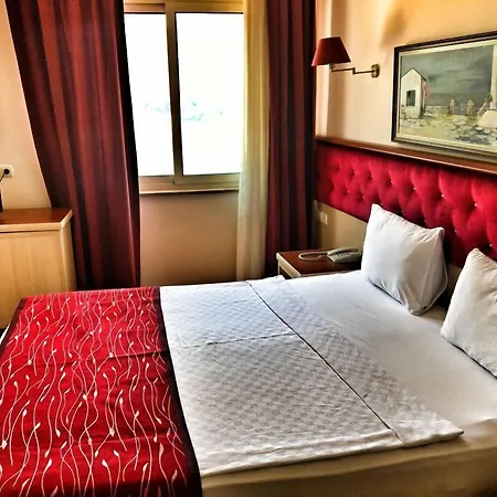 Calipso Beach 4*